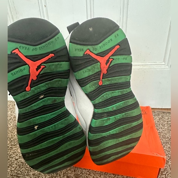 🖤🤍Jordan 9🖤🤍 - Picture 2 of 5